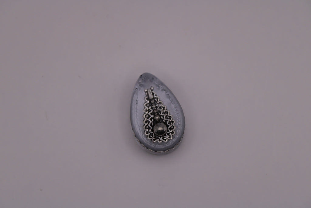 Ear gauge