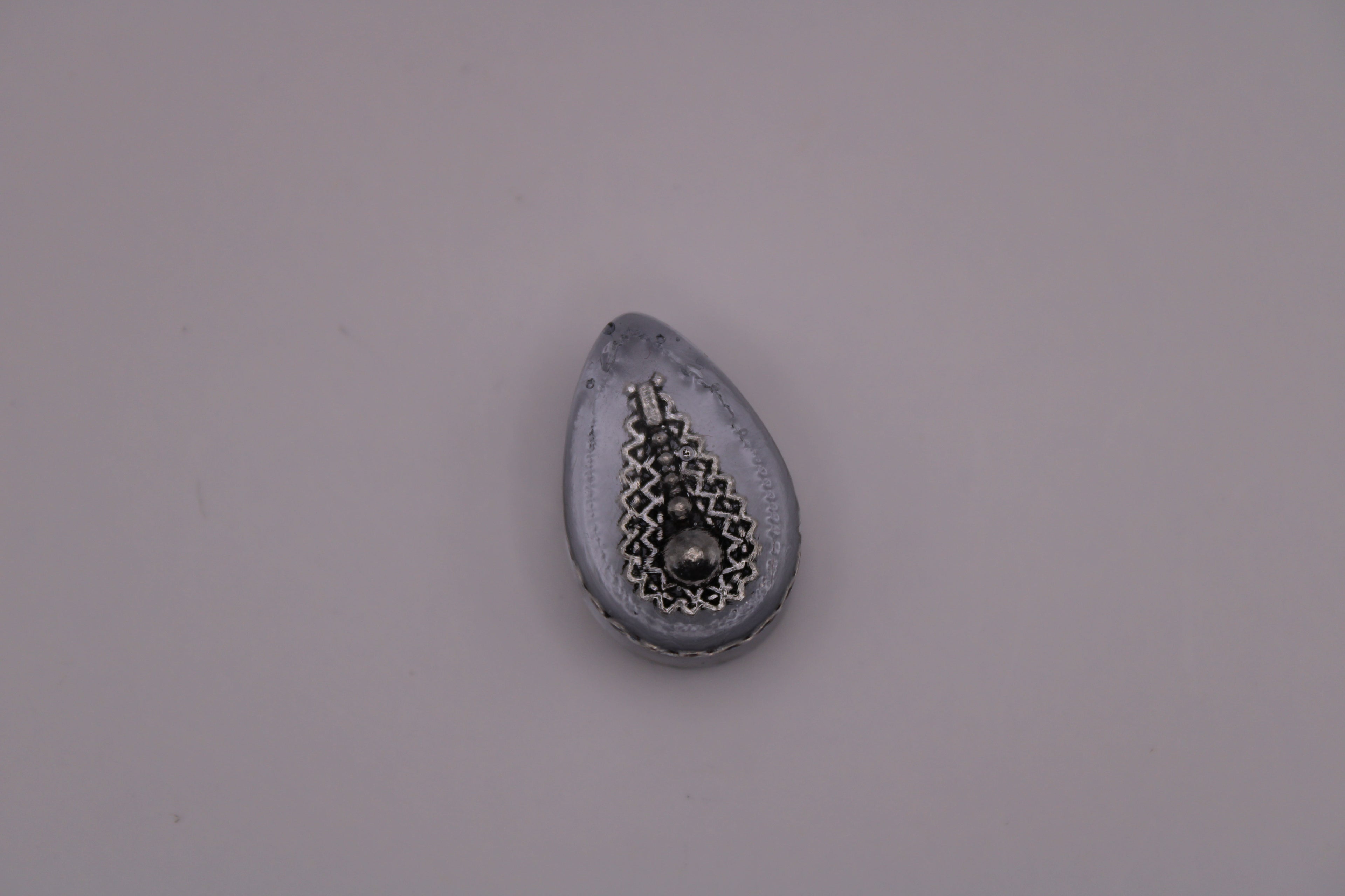 Ear gauge