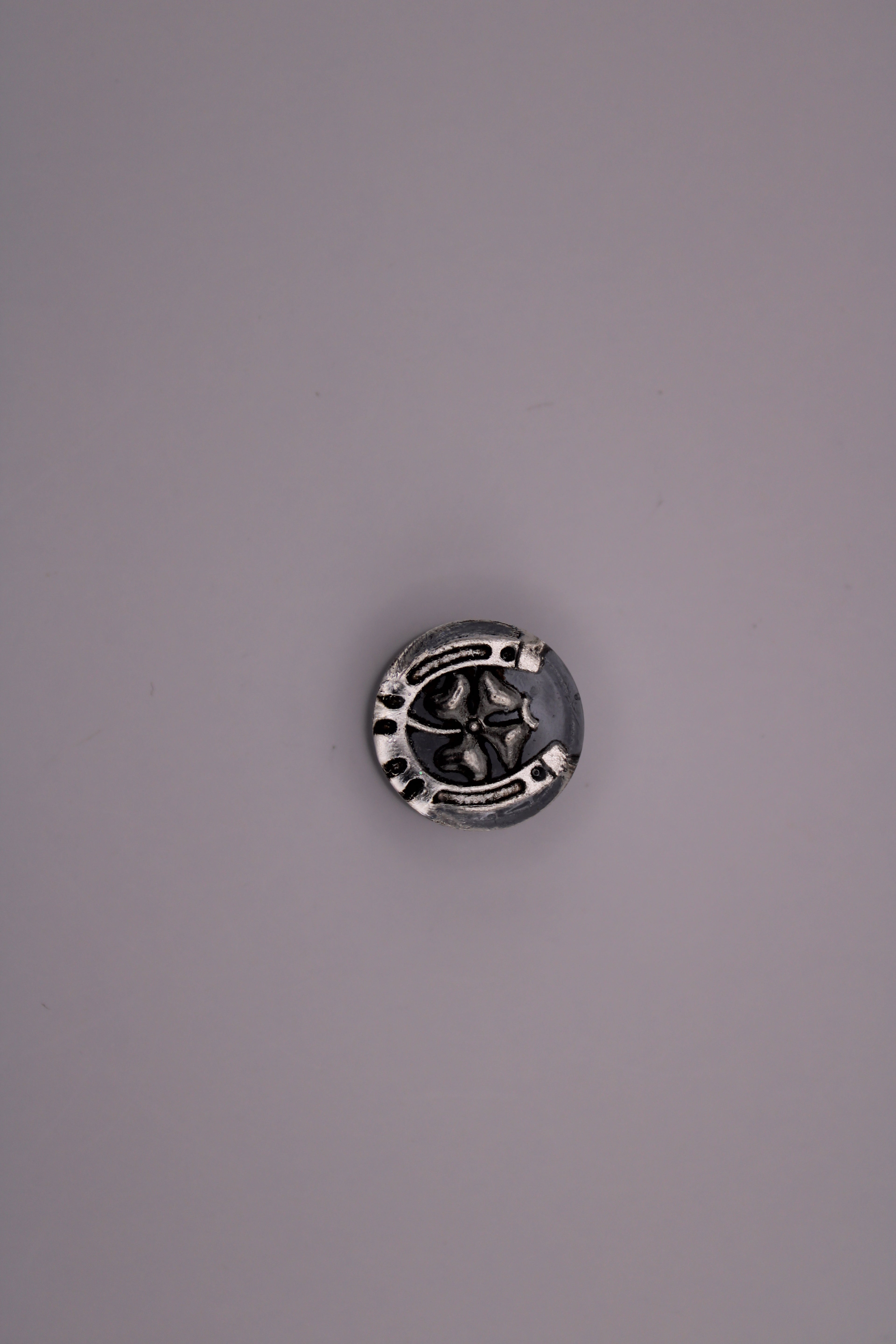 Ear gauge